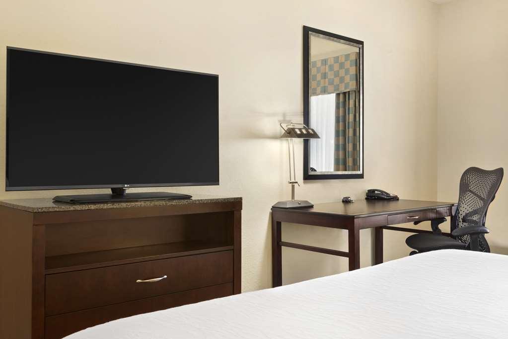 Hilton Garden Inn Huntsville South/Redstone Arsenal חדר תמונה