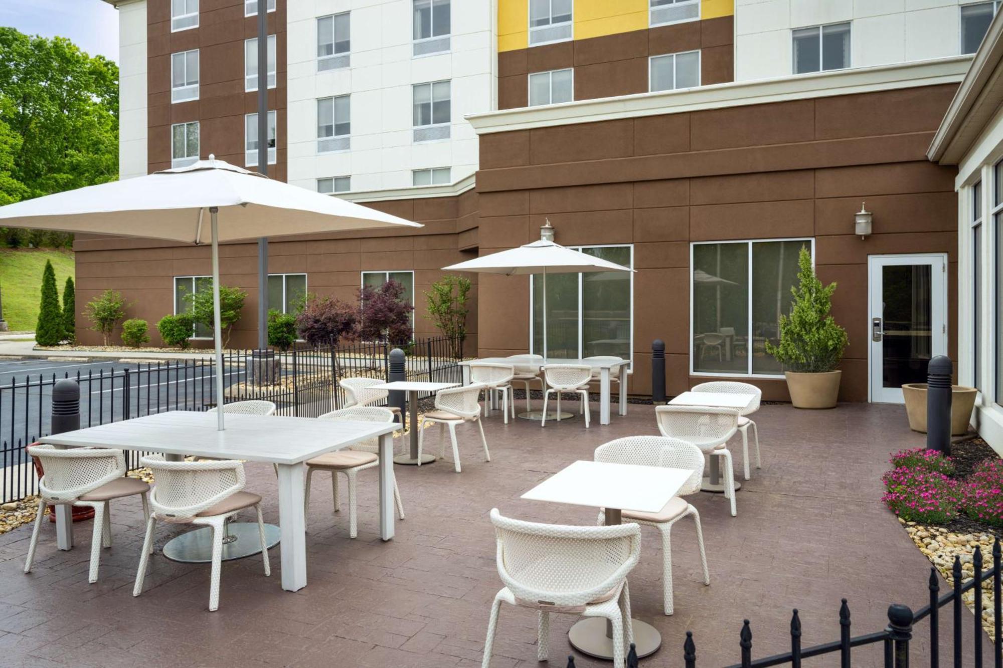 Hilton Garden Inn Huntsville South/Redstone Arsenal מראה חיצוני תמונה